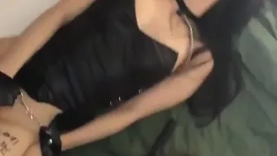 마누라 친구년까지 먹어버리는 럭키가이 앞부분